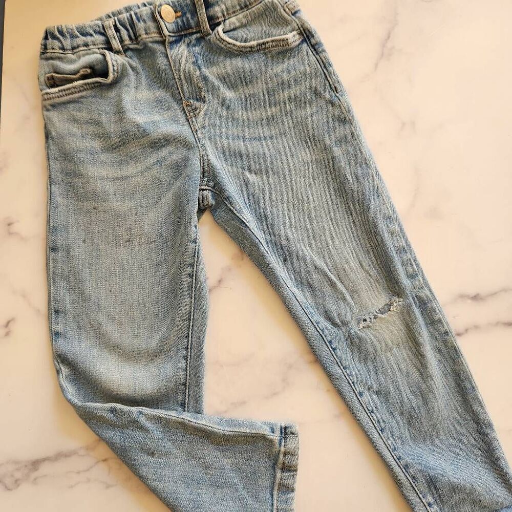 Zara girls size 7 pull on light blue denim jeans distressed